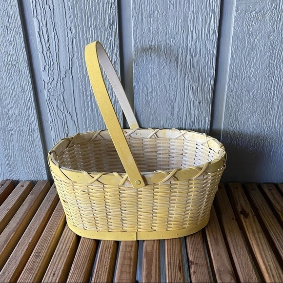 Vintage Yellow Basket Wood Wooden Easter Holiday Baby Shower Newborn Cottagecore - Picture 3 of 11